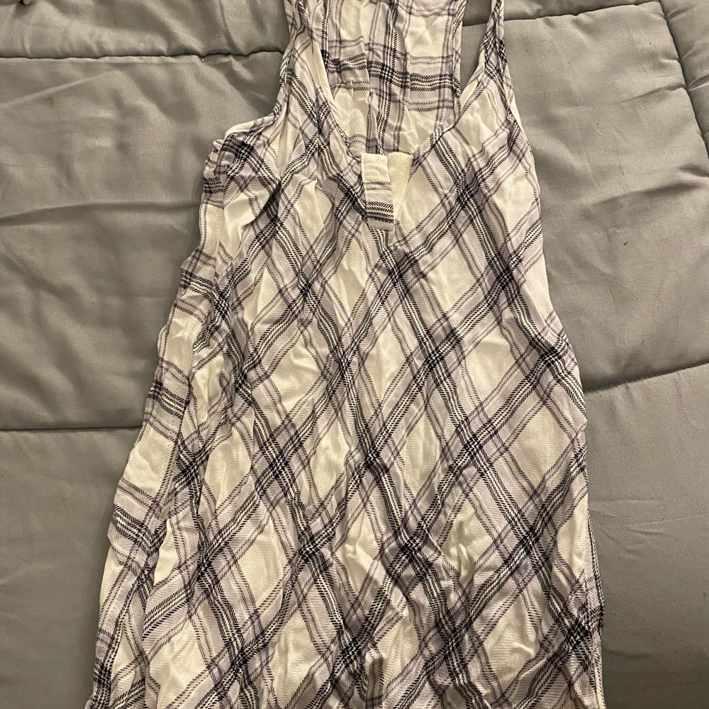 Small Pink republic checkered tank